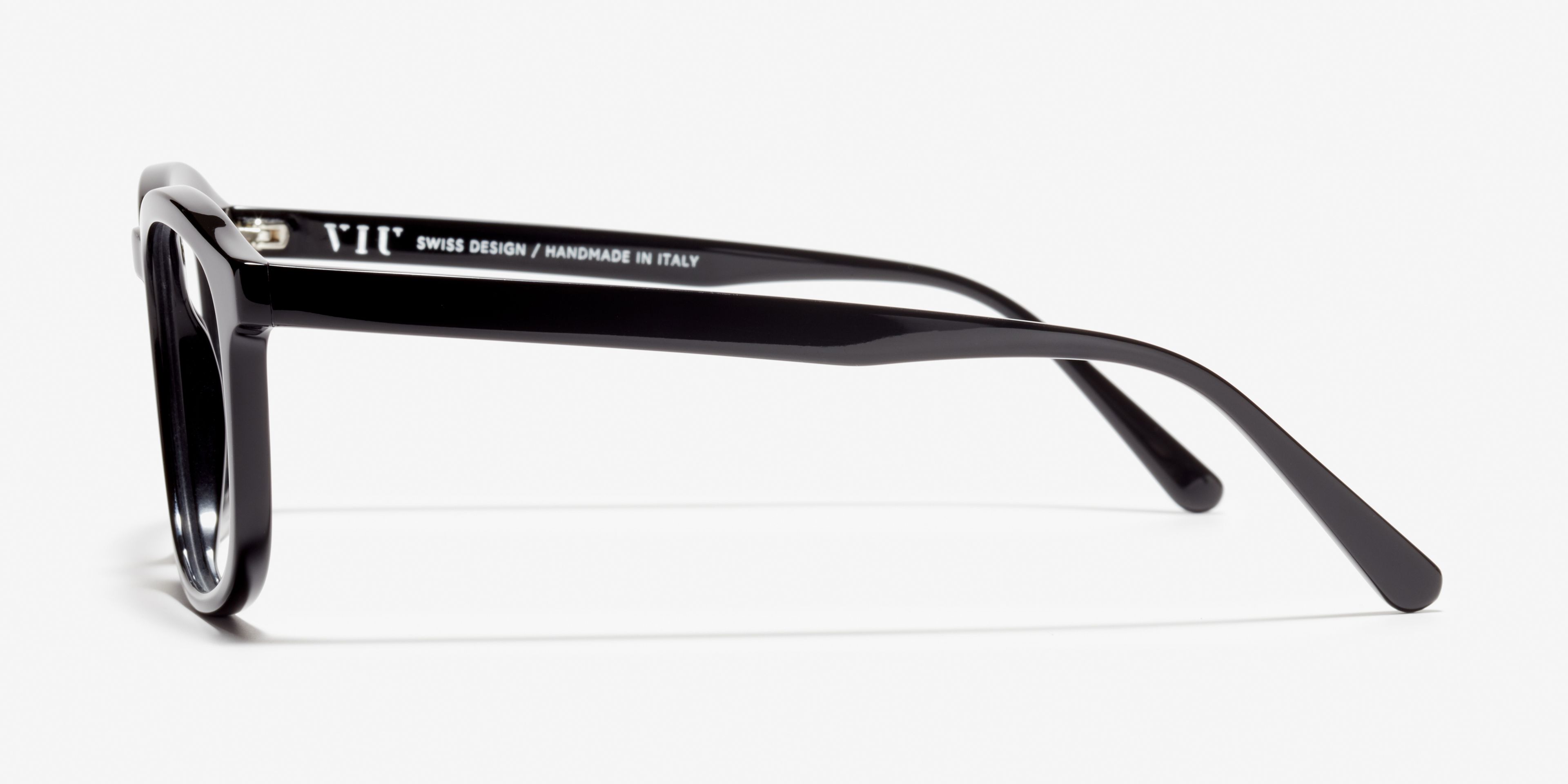 Side image of the frame The Distinct in colour Black and size Wide