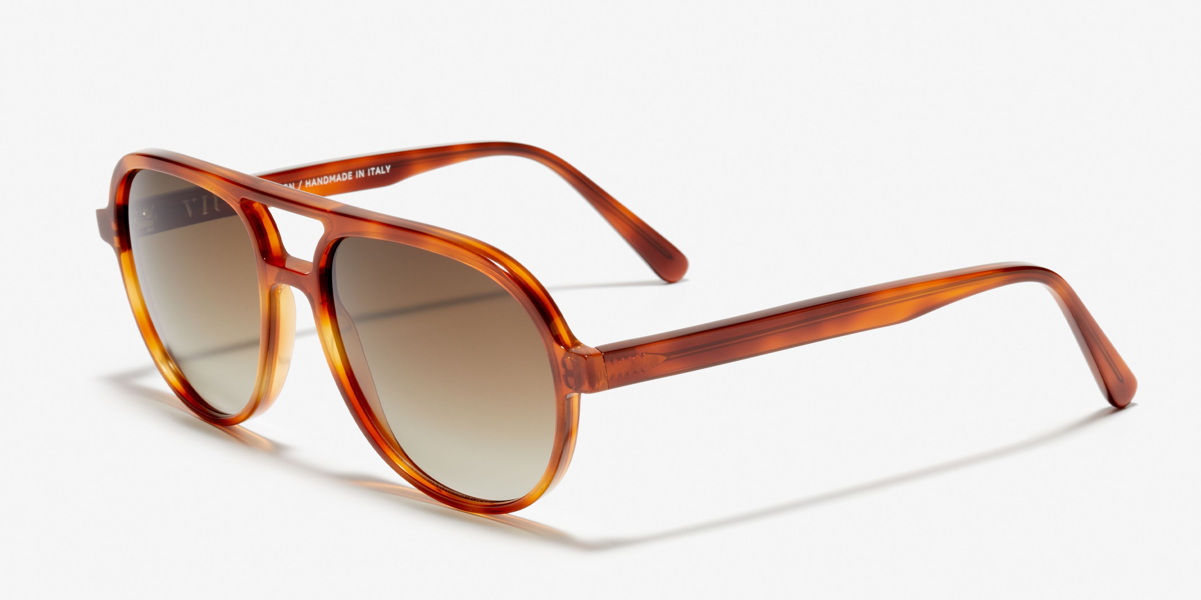 Image Angle de la paire de lunettes de soleil The Alpha en couleur Light Havana et taille Large