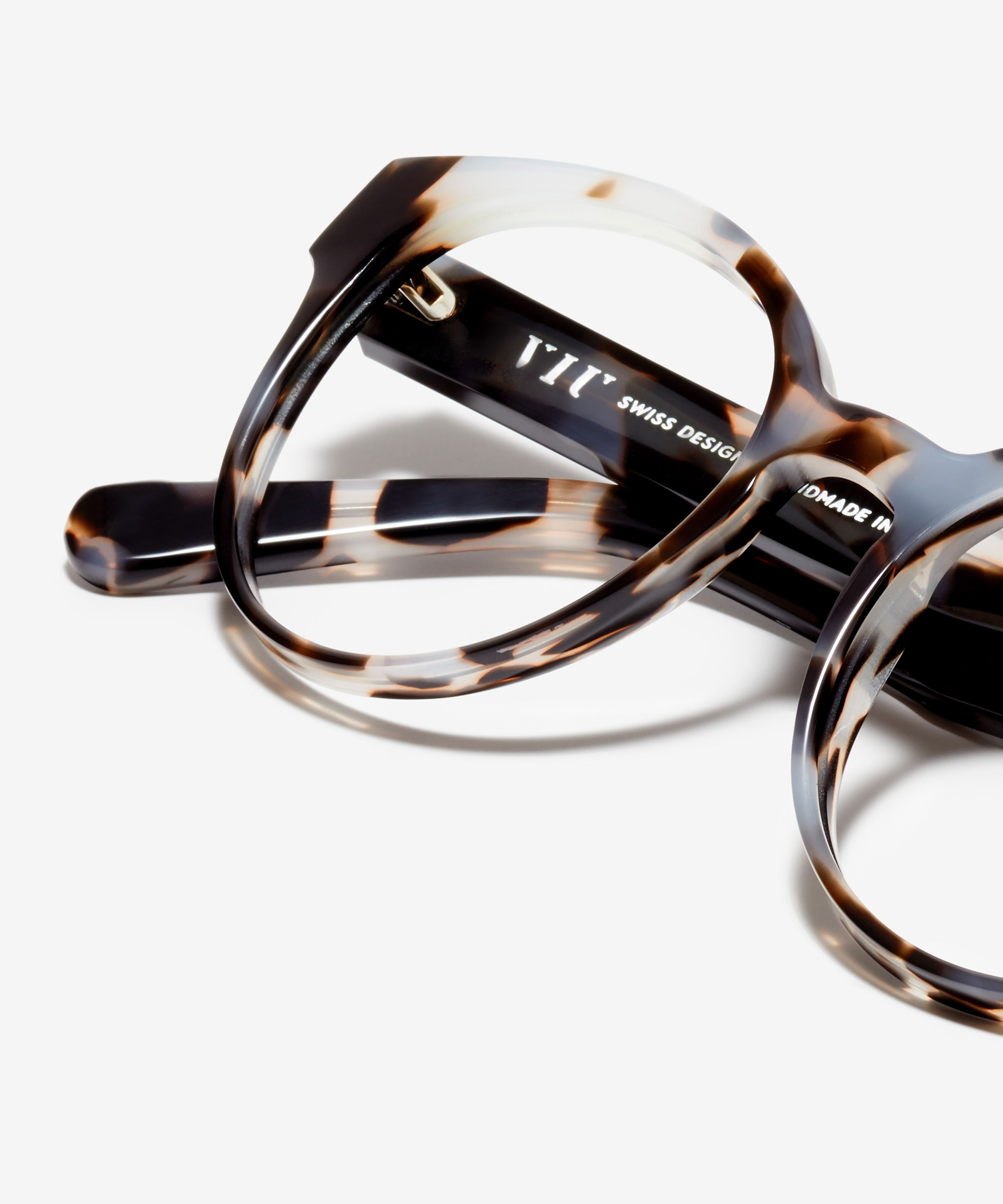 Detail-Bild der Brille The Dazzling in Farbe Midnight Havana und Größe Mittel