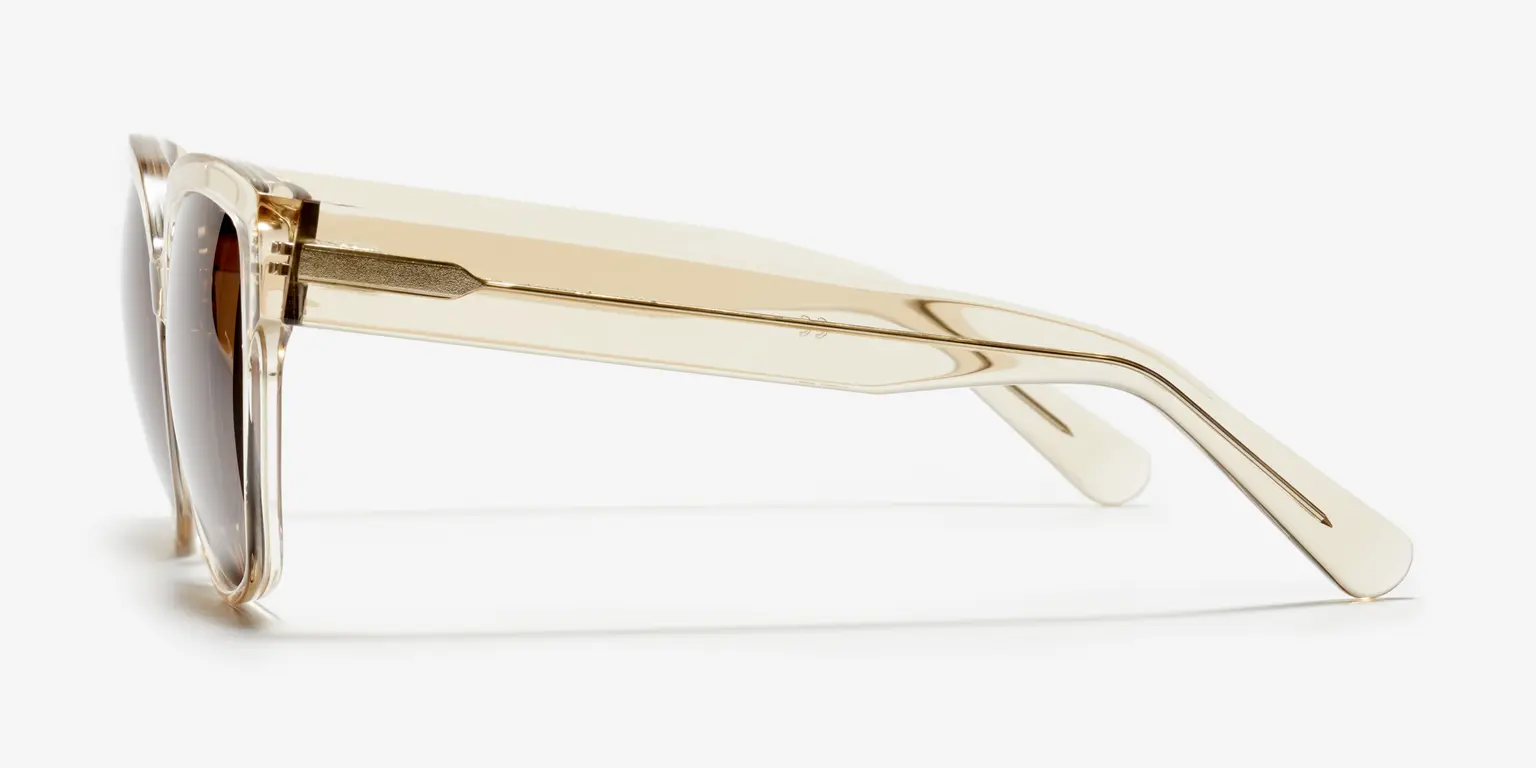 Side image of the sunglasses The Royal in colour Chardonnay and size Wide
