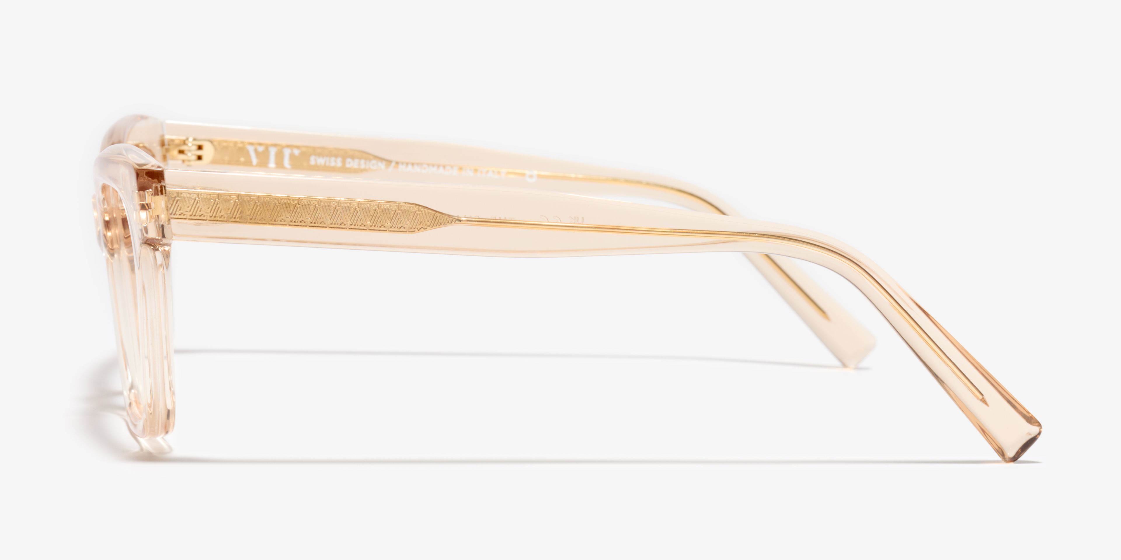Side image of the frame The Shade in colour Chardonnay and size Wide