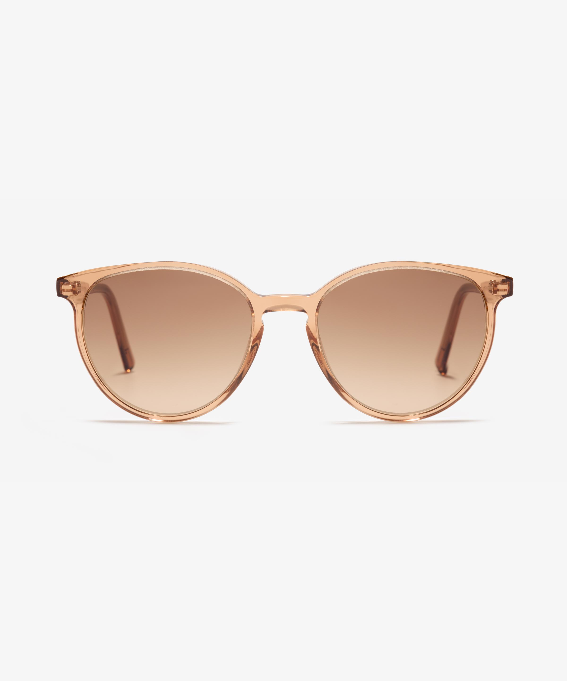 Front image of the sunglasses The Savvy in colour Champagne and size Medium