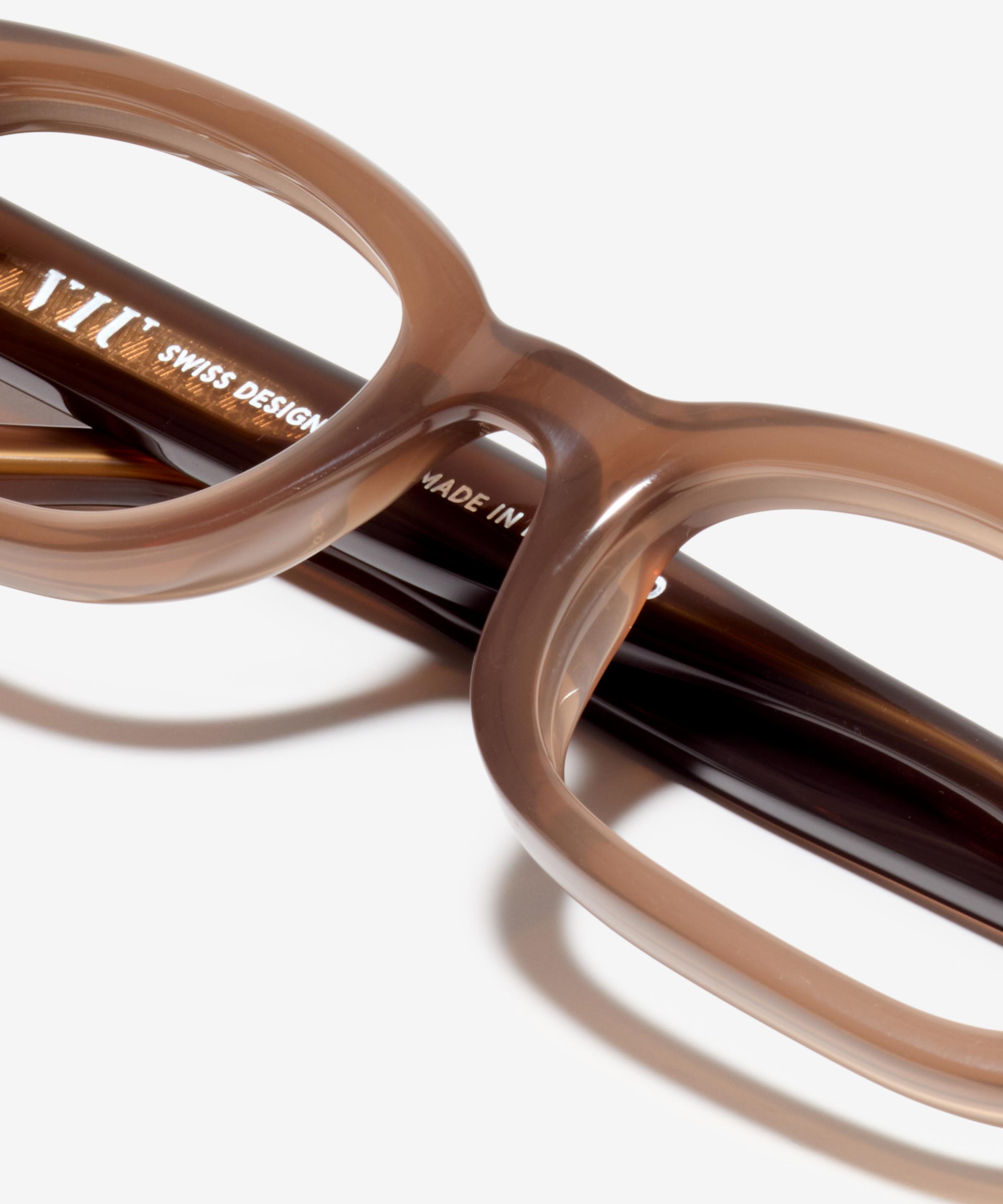 Detail-Bild der Brille The Shameless in Farbe Milky Mocha und Größe Breit