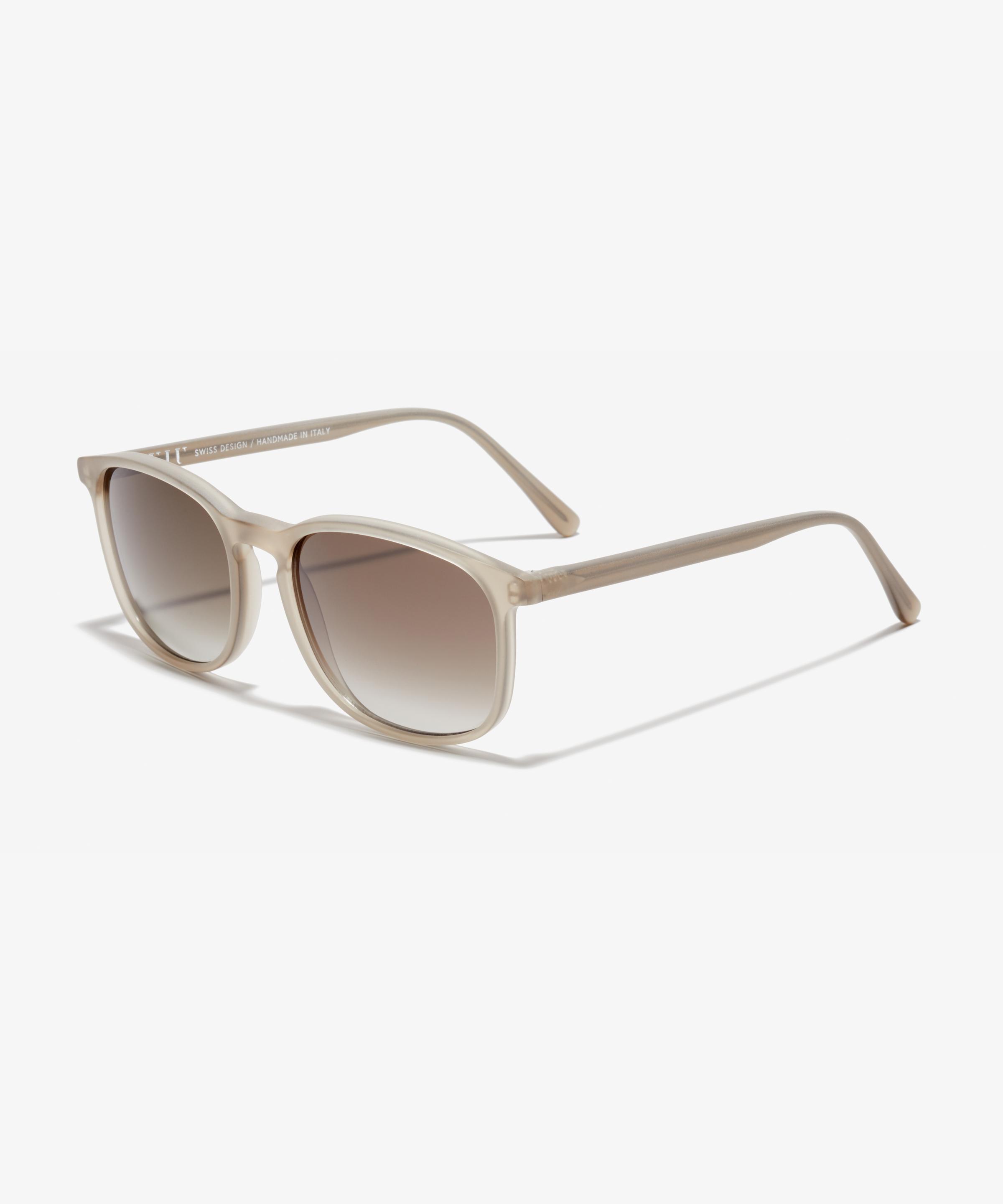 Angle image of the sunglasses The Polished in colour Stone Grey Transparent and size Wide