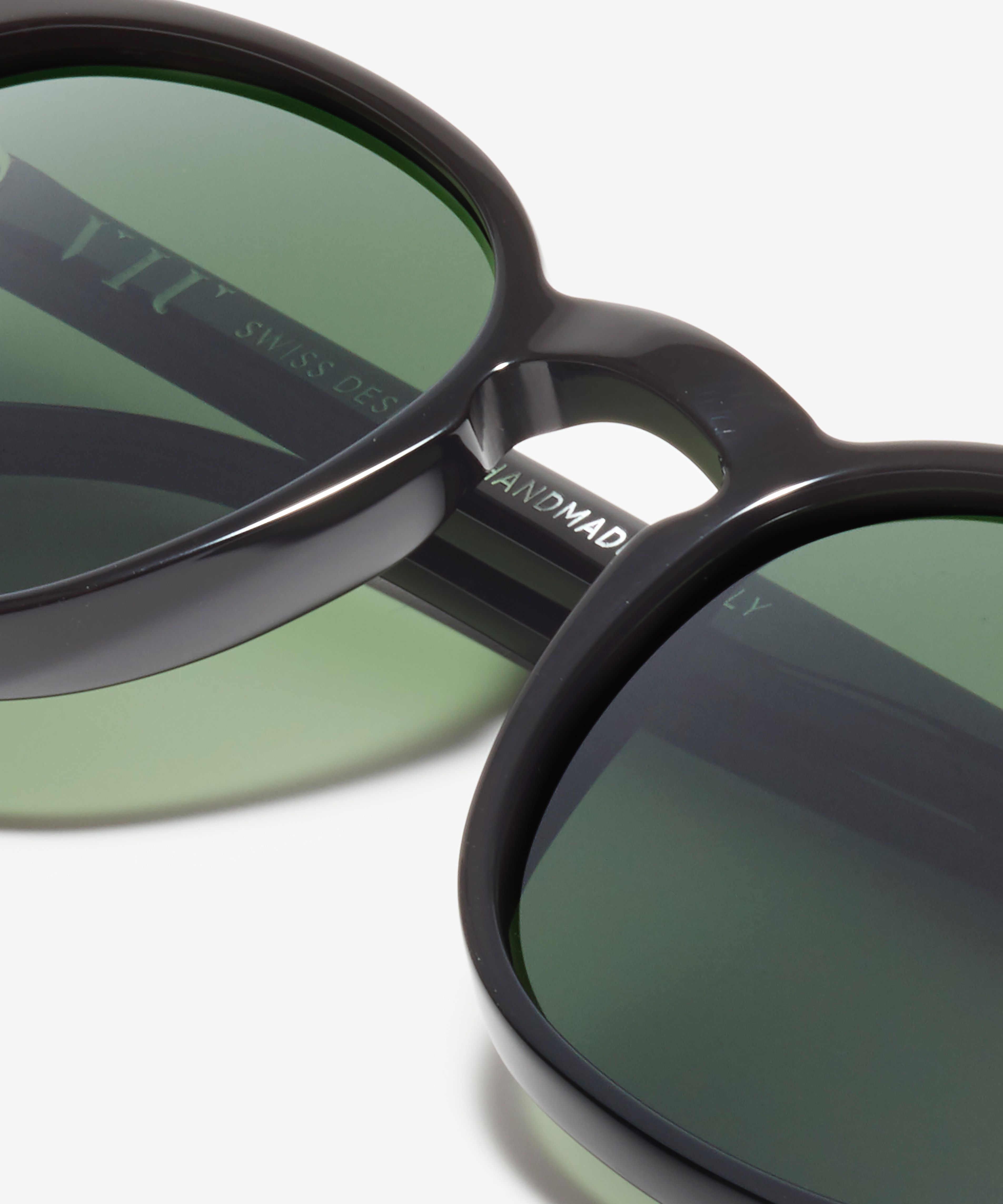 Detail-Bild der Sonnenbrille The Neat in Farbe Black und Größe Schmal