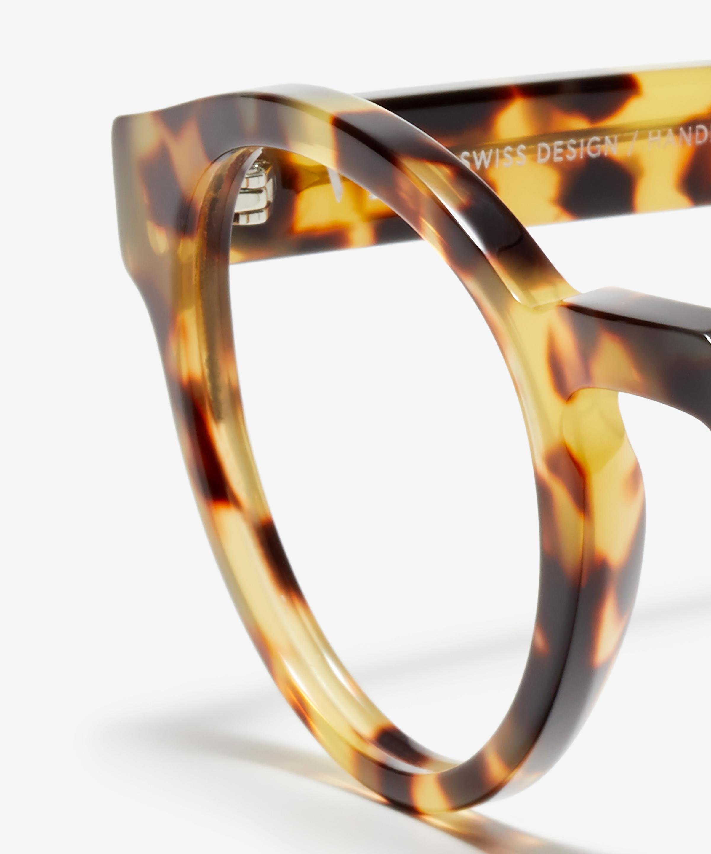 Detail-Bild der Brille The Definite in Farbe Gold Tortoise und Größe Mittel