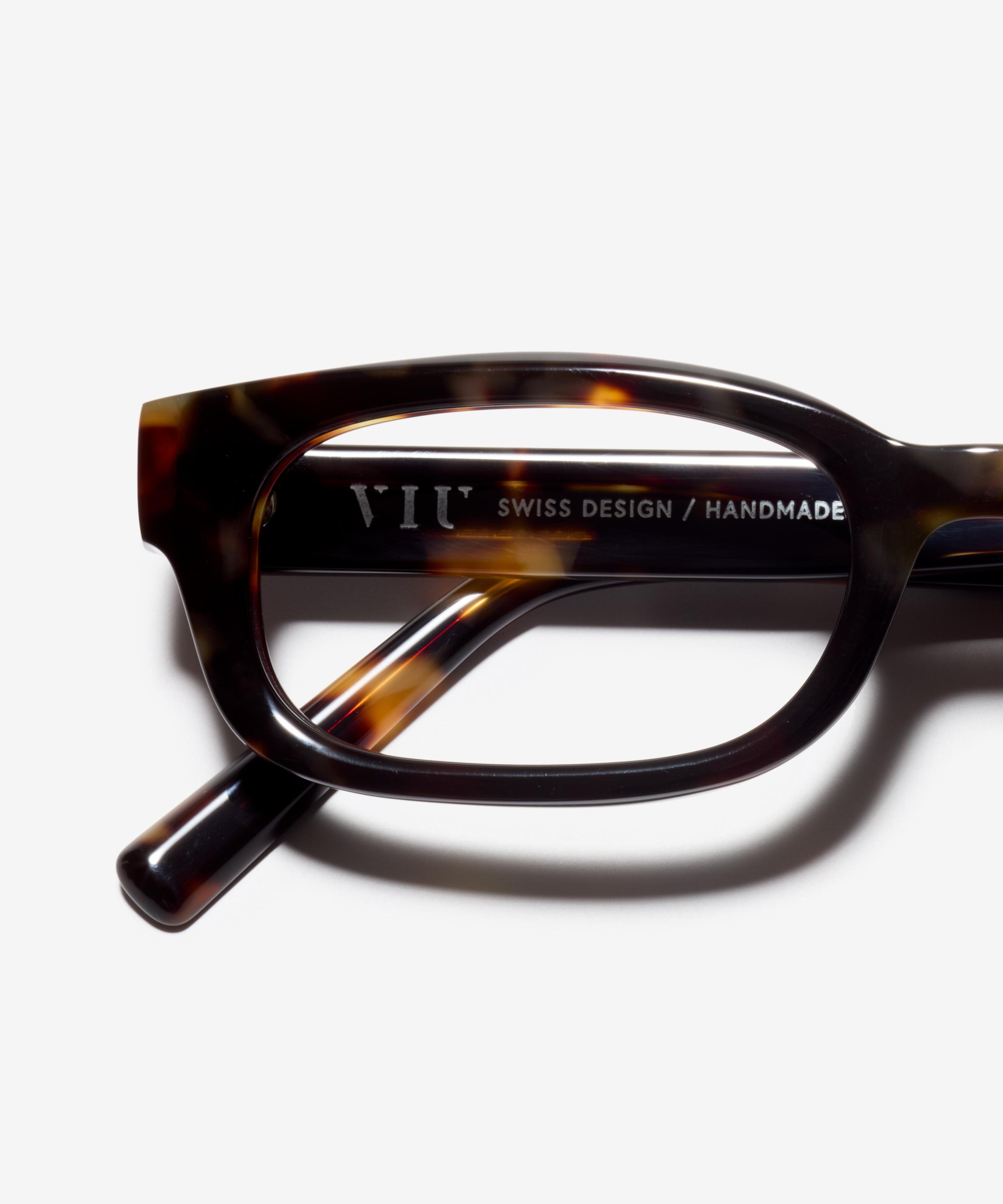 Detail-Bild der Brille The Shameless in Farbe Amber Tortoise und Größe Breit