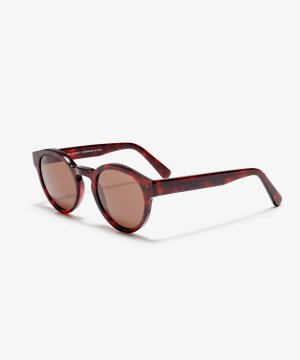 Angle image of the sunglasses The Definite in colour Red Havana and size Medium