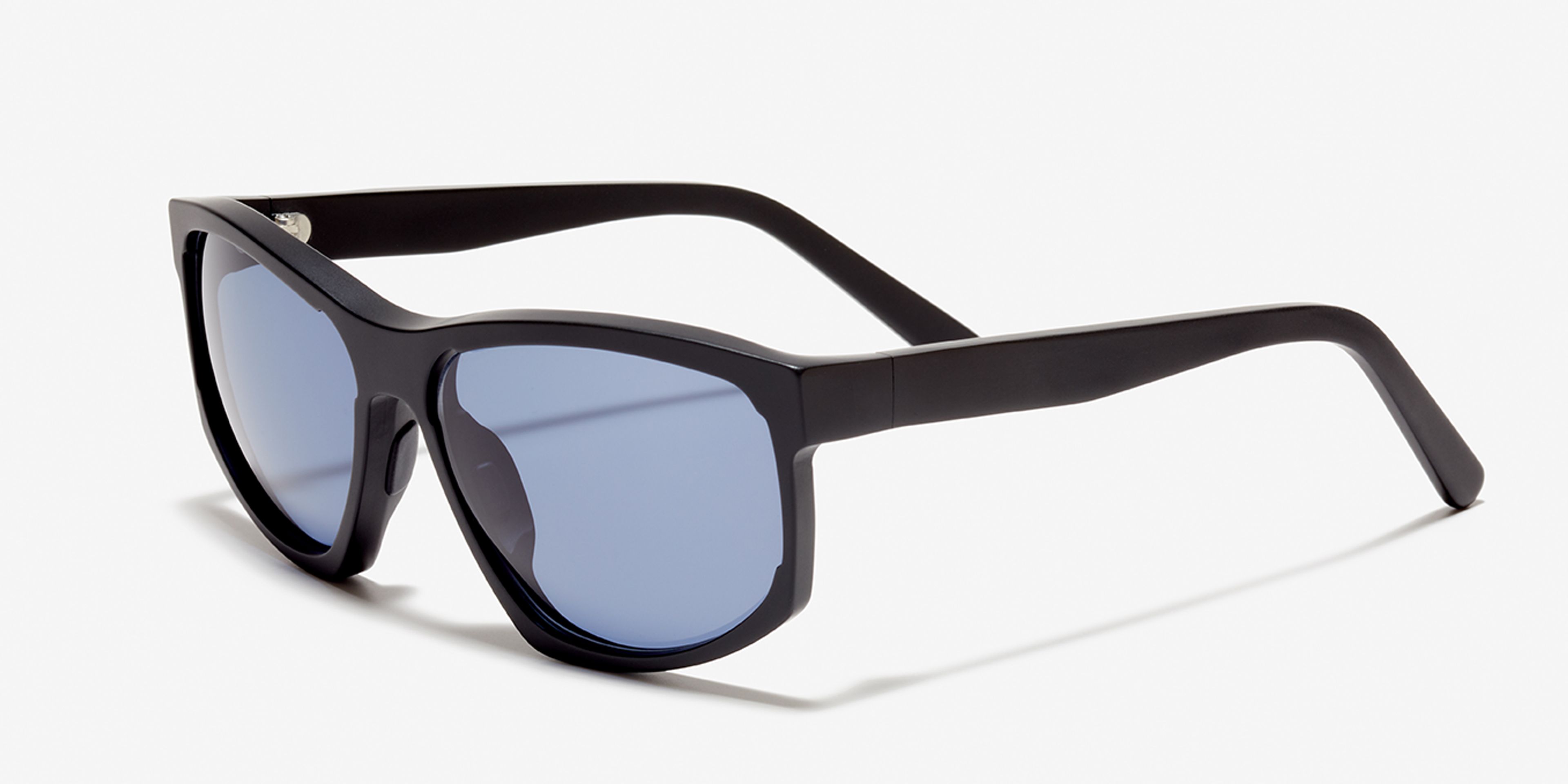 Schräg-Bild der Sonnenbrille The Rapid in Farbe Black und Größe Mittel