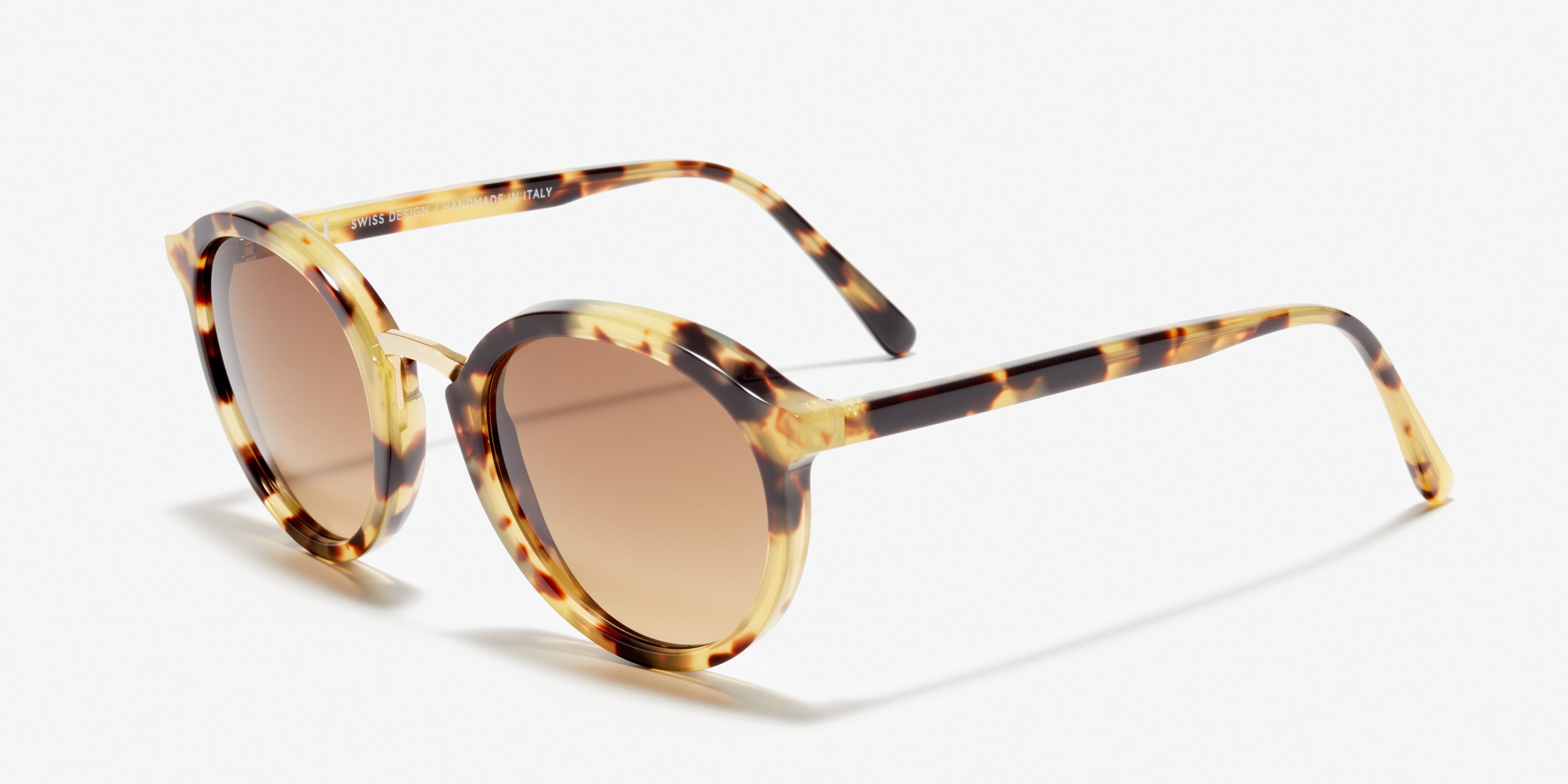 Angle image of the sunglasses The Author in colour Gold Tortoise and size Medium