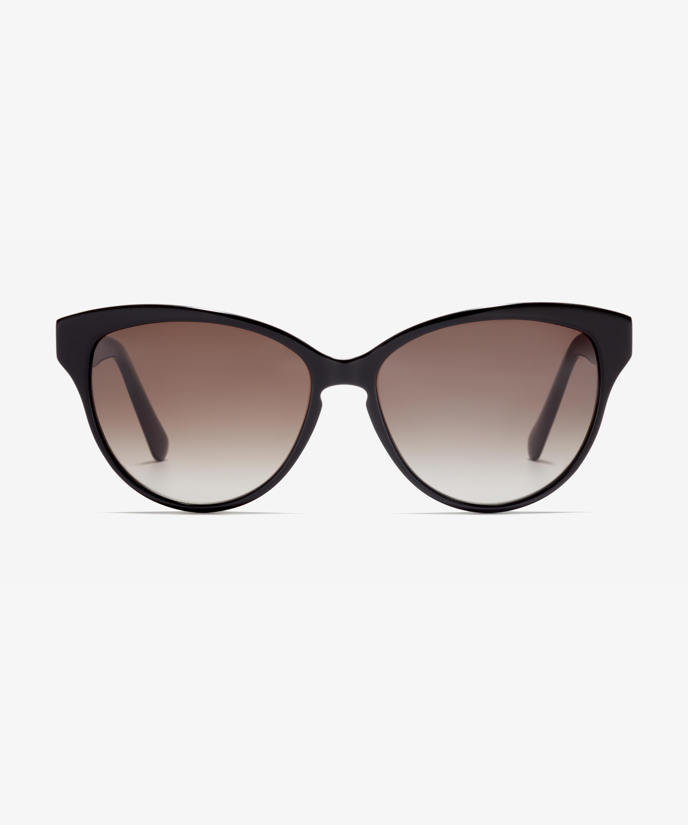 Front image of the sunglasses The Cosmopolitan in colour Black and size Wide