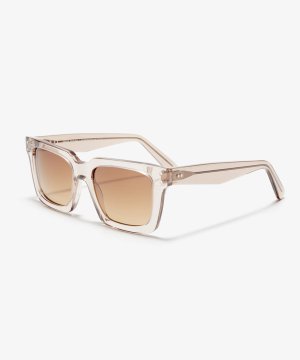 Angle image of the sunglasses The Gambler in colour Pale Brown and size Wide