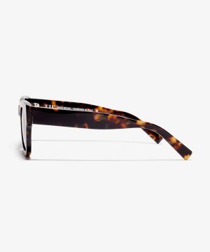Seite-Bild der Sonnenbrille The Catch in Farbe Amber Tortoise und Größe Breit