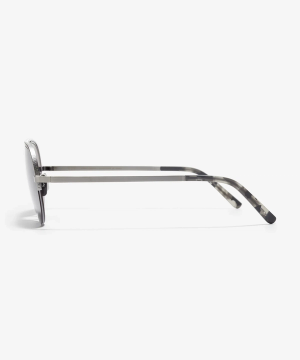Side image of the frame The Nomad in colour Gunmetal and size Wide