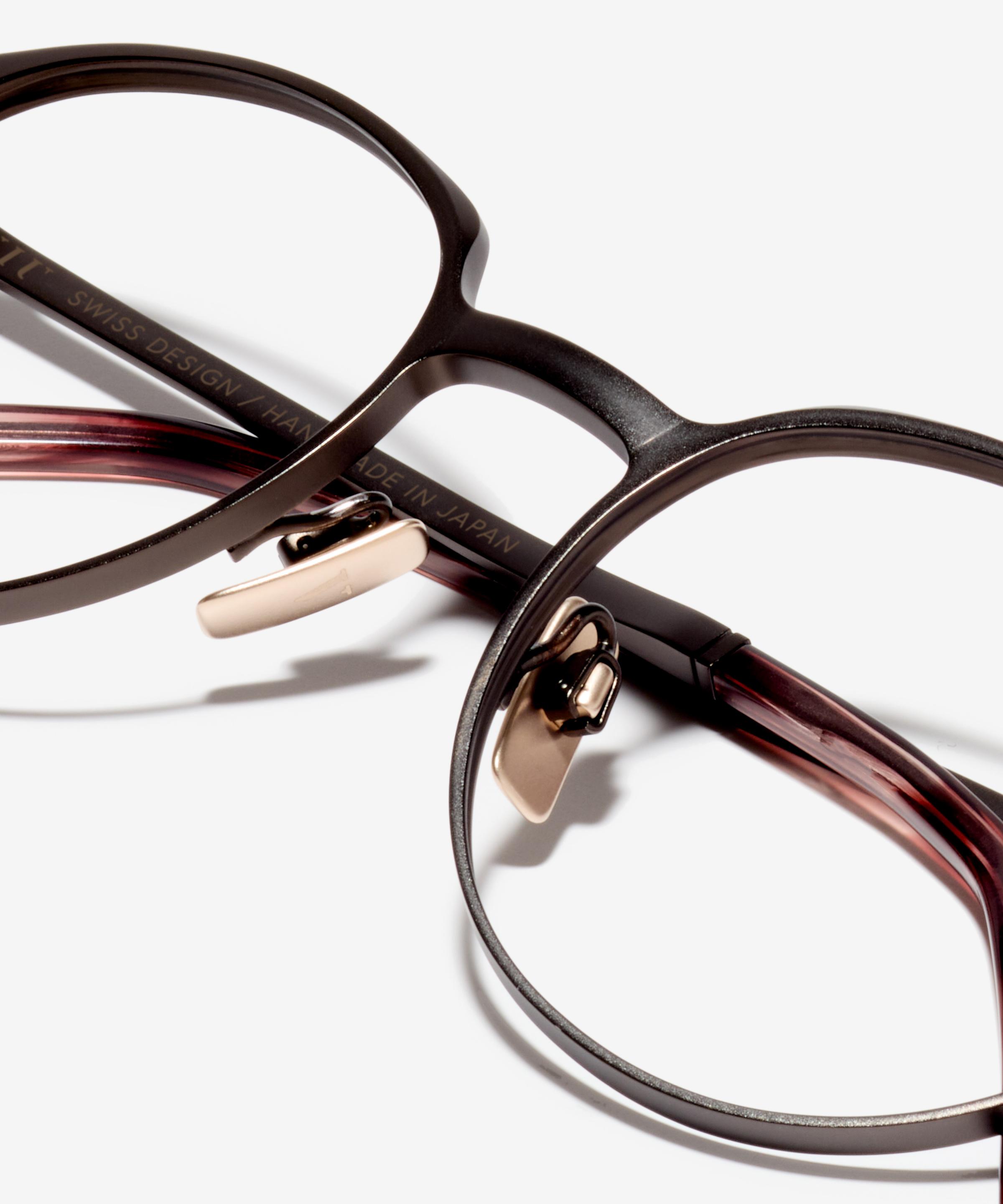 Detail-Bild der Brille The Glide in Farbe Brown Matt und Grösse Mittel