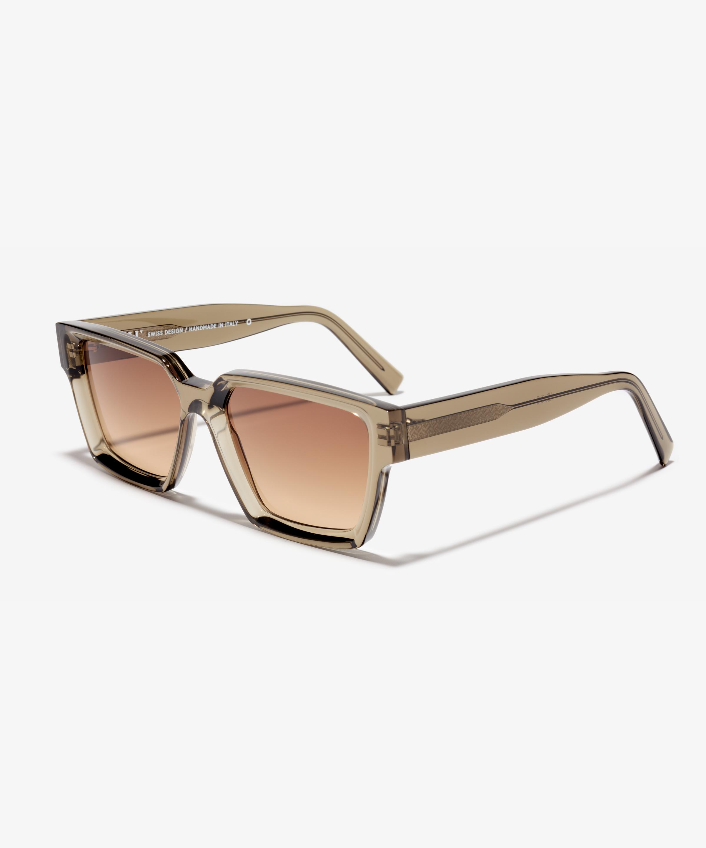 Angle image of the sunglasses The Savage in colour Light Khaki and size Wide