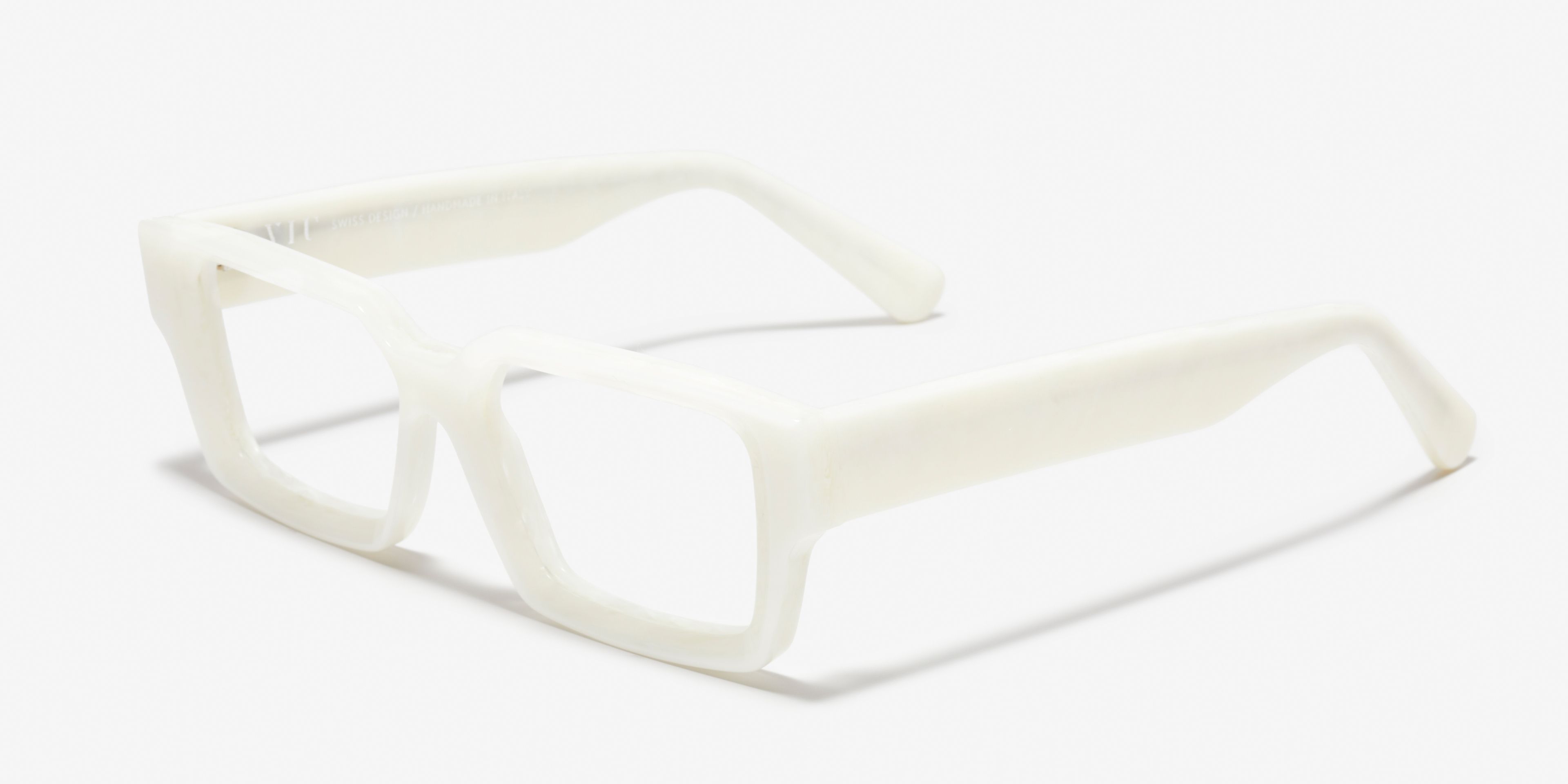 Schräg-Bild der Brille The Rogue in Farbe Pearl Stone und Größe Breit