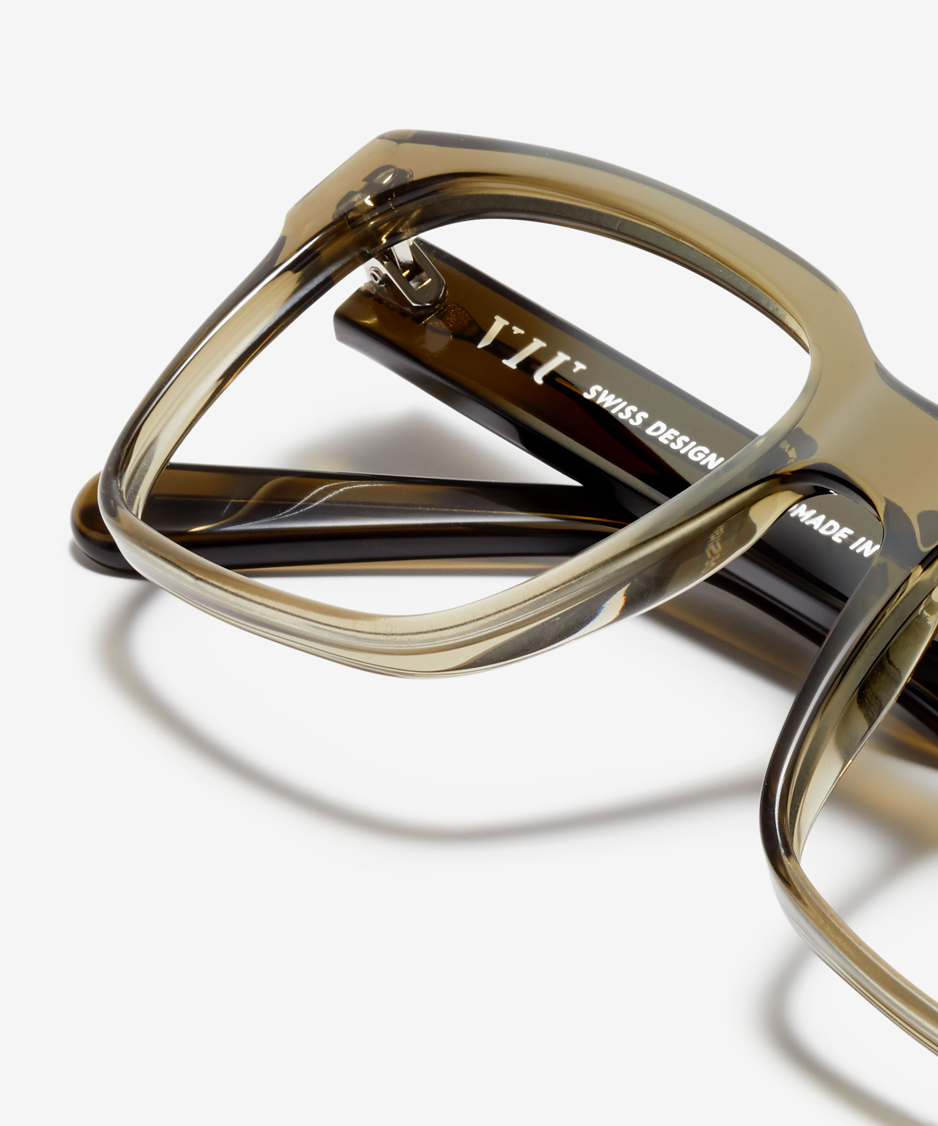 Detail image of the frame The Beast II in colour Khaki and size Wide