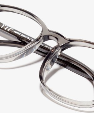 Detail image of the frame The Polished in colour Smoke and size Wide