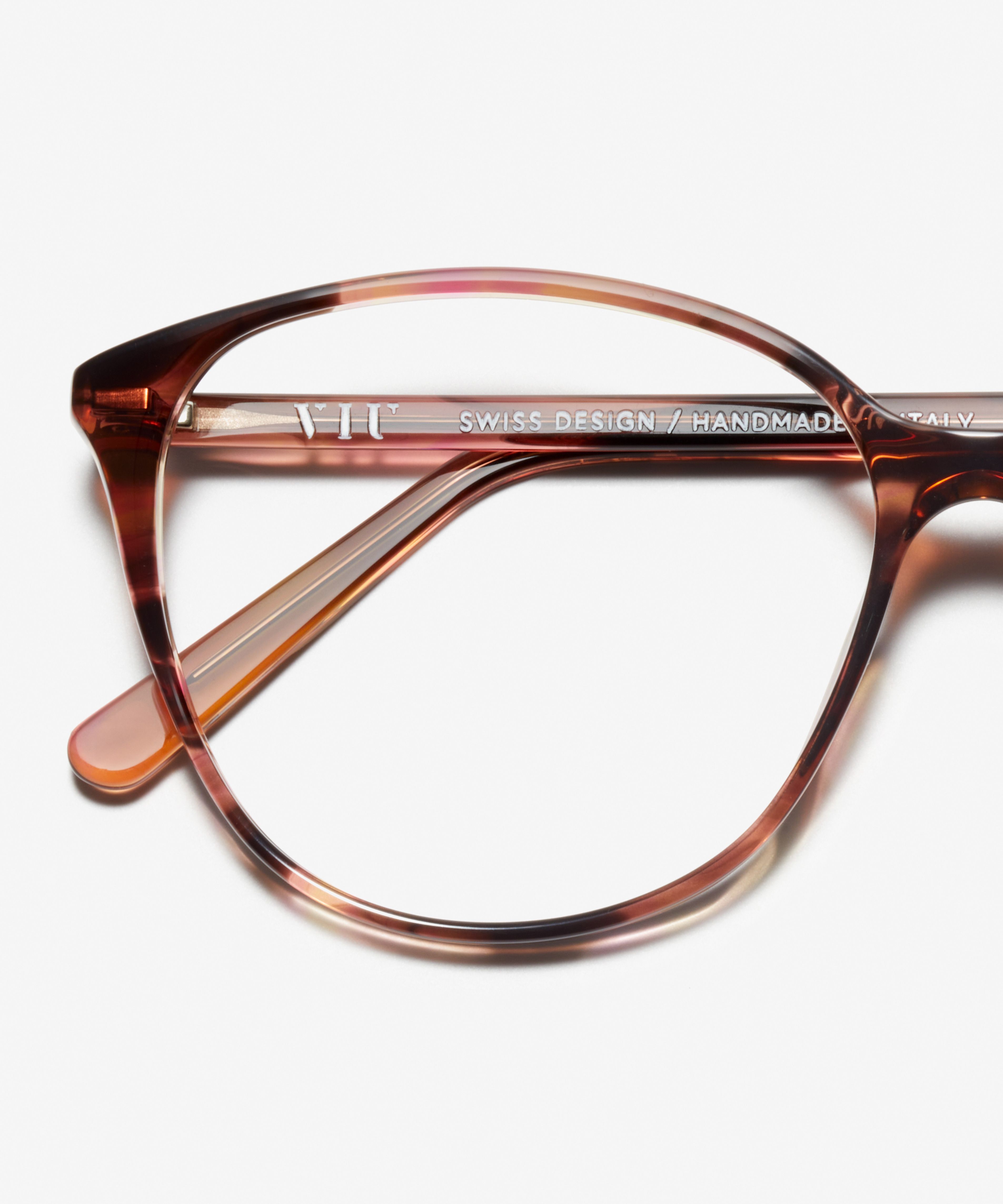 Detail image of the frame The Admired in colour Sunset Tortoise and size Medium
