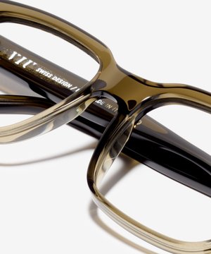 Detail image of the frame The Beast II in colour Khaki and size Wide