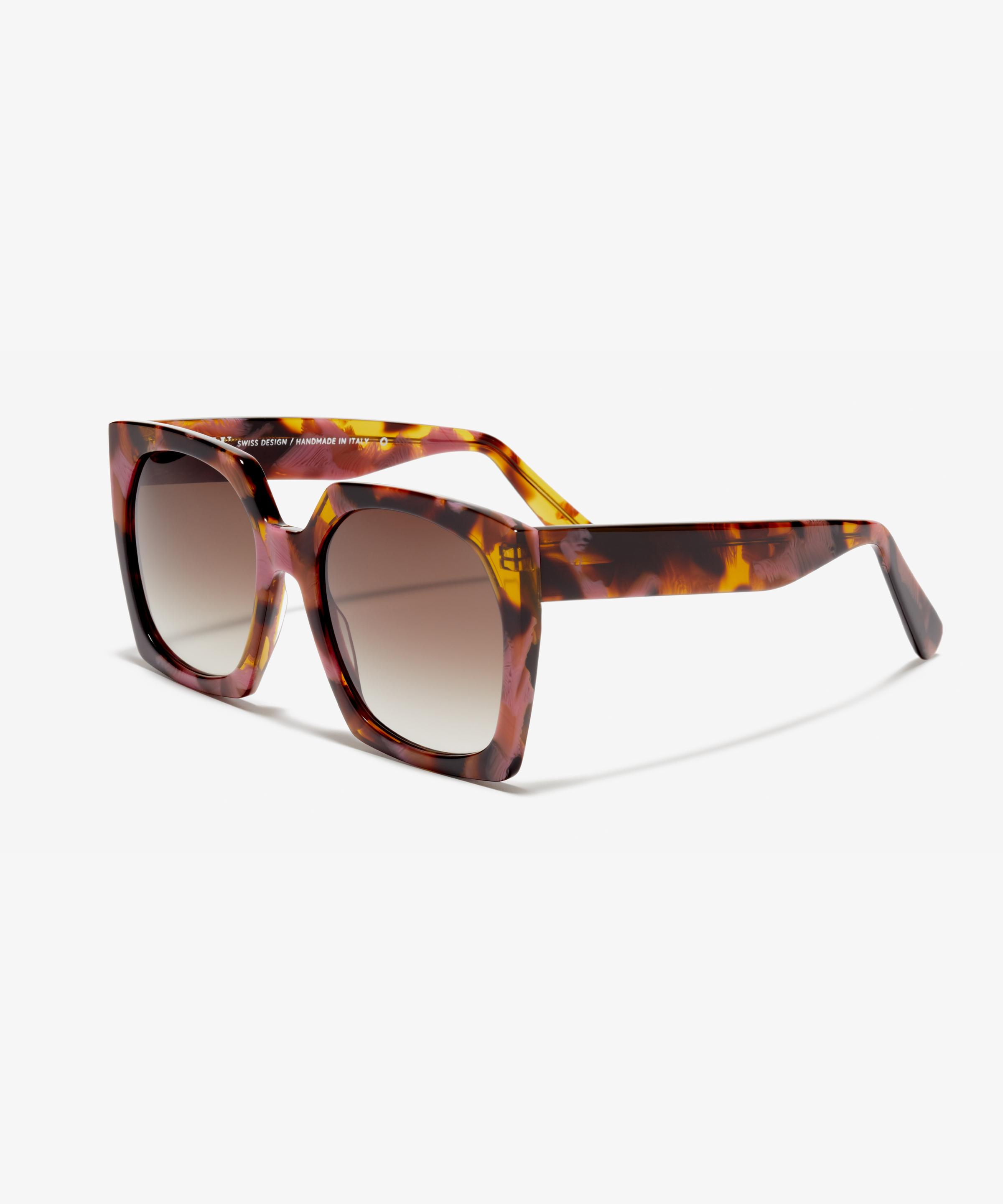 Image Angle de la paire de lunettes de soleil The Daring en couleur Plum Tortoise et taille Moyens