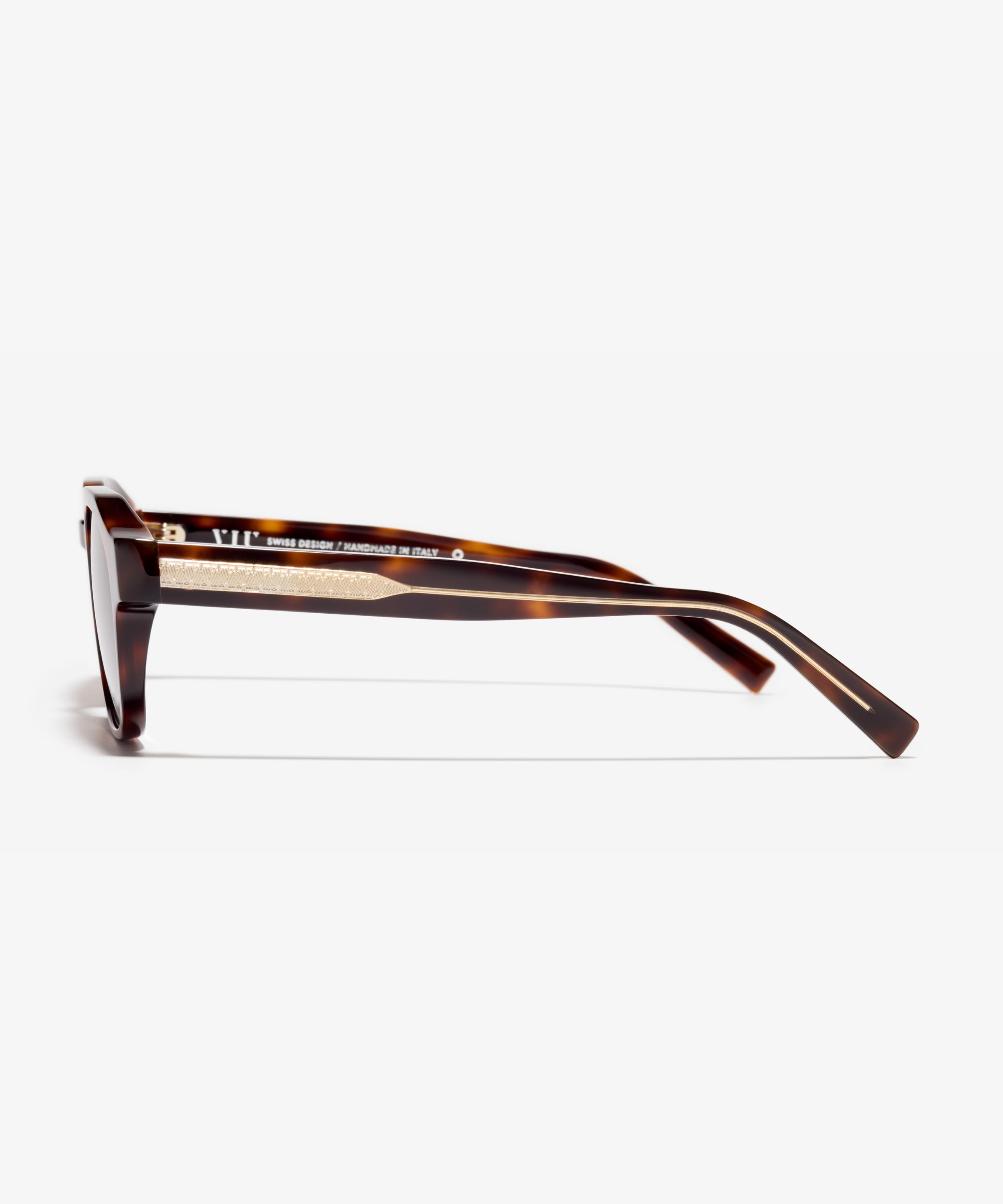 Seite-Bild der Sonnenbrille The Authentic in Farbe Cherrywood und Grösse Breit