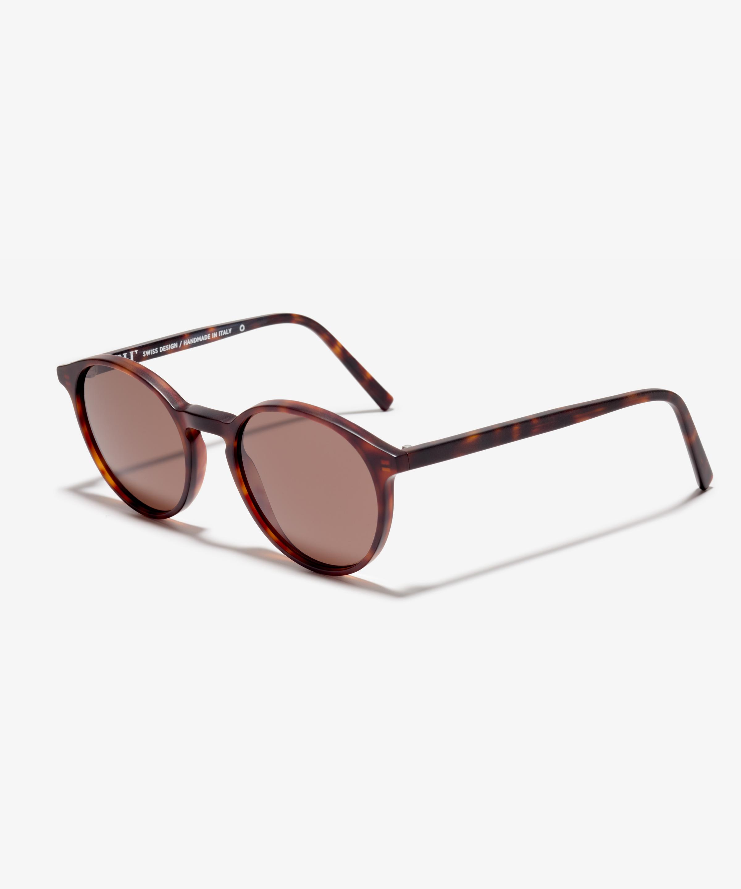 Image Angle de la paire de lunettes de soleil The Dapper en couleur Tortoise et taille Large