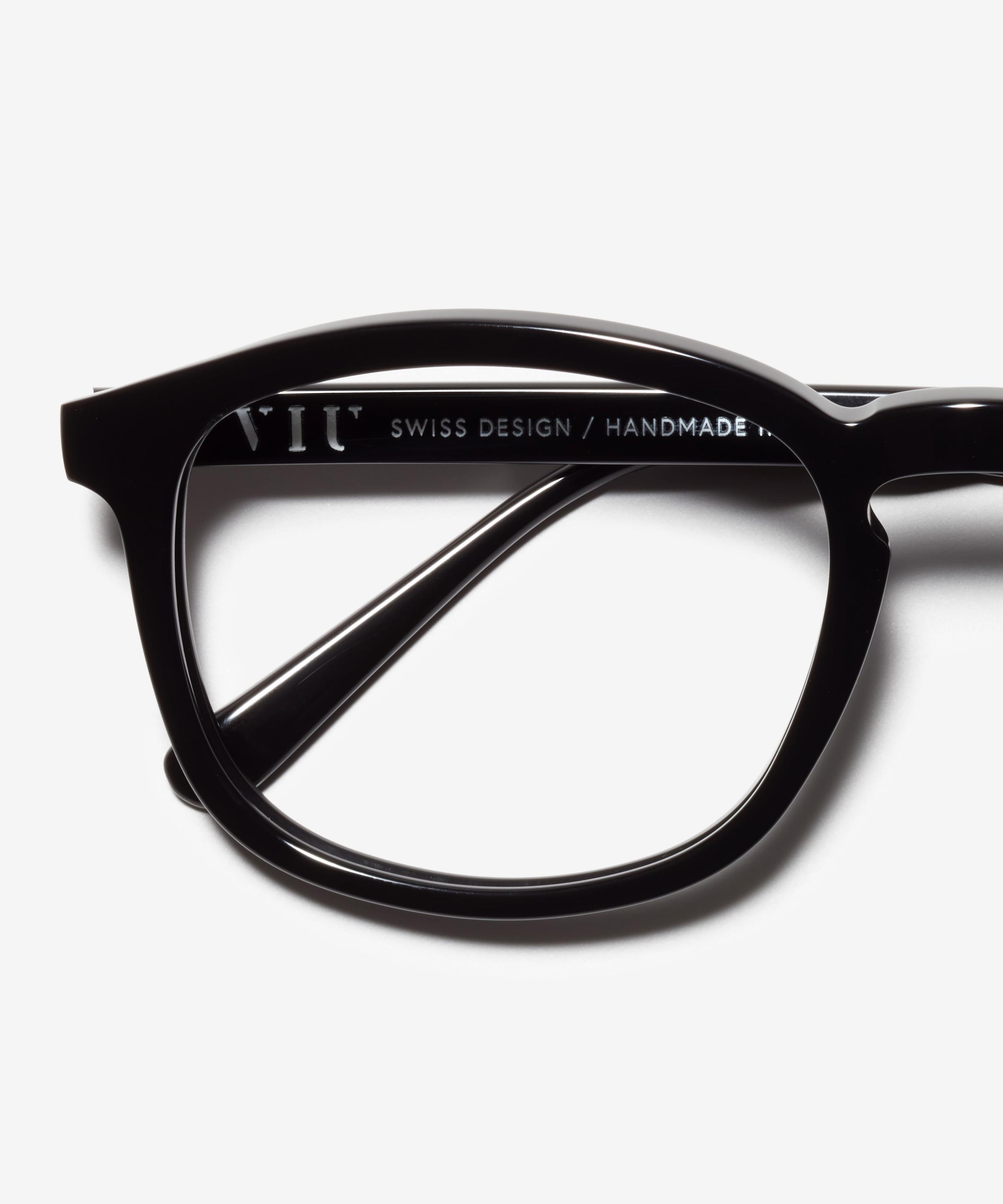 Detail image of the frame The Distinct in colour Black and size Wide